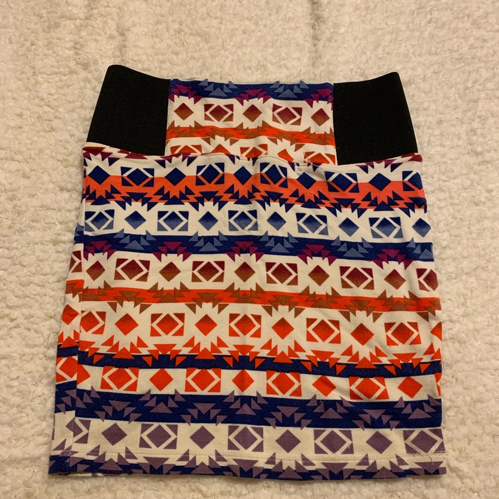 Patterned Midi Skirt
